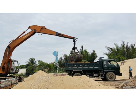 NHẬP CÁT ĐÁ TỪ XÀ LAN