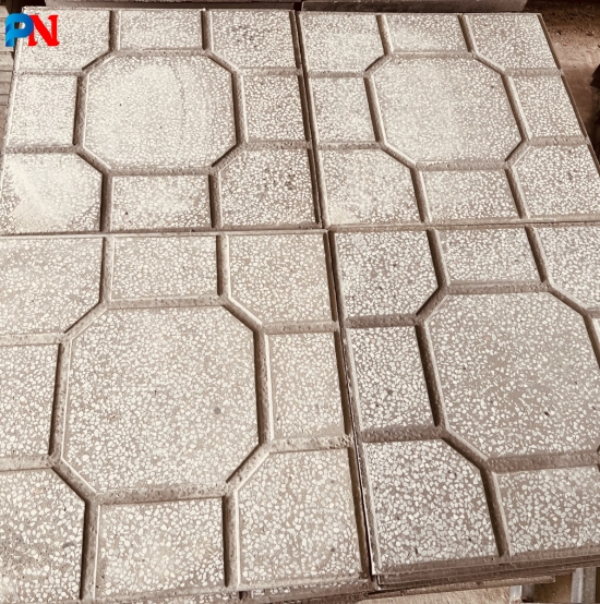 XƯỞNG GẠCH VỈA HÈ BẾN TRE